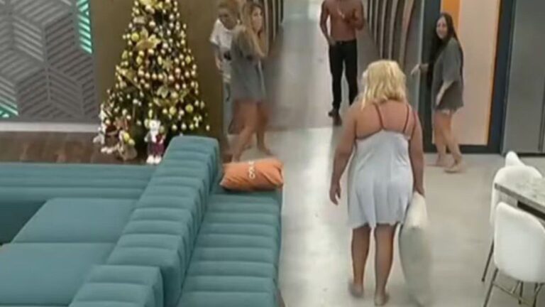 Video: Petrona recorrió sonámbula la casa de Gran Hermano y sembró pánico