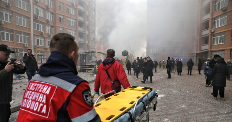 Ascienden a 10 los muertos y a cerca de los 40 heridos por un bombardeo ruso sobre Odesa