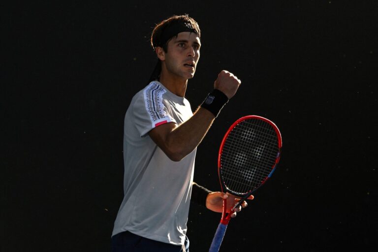 Australian Open: Tomás Etcheverry, Francisco Cerúndolo y Facundo Díaz Acosta avanzaron a la segunda ronda