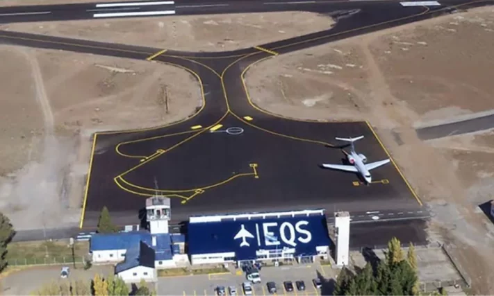 Torres confirmó el inicio de las obras en el aeropuerto de Esquel