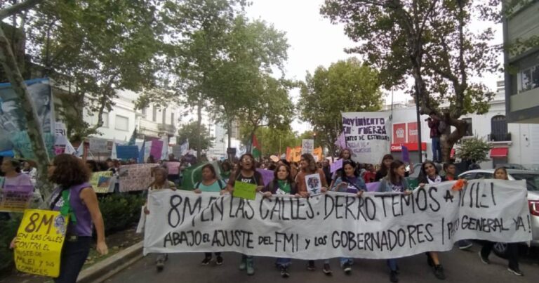 8M: La Plata. Masiva movilización en defensa de los derechos conquistados