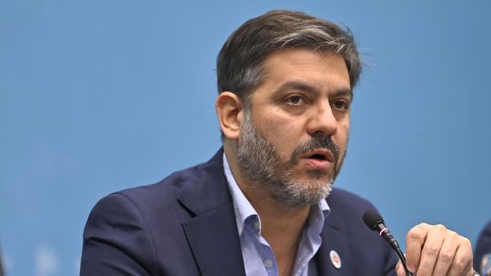 Conferencia de prensa de Carlos Bianco, ministro de Gobierno de Axel Kicillof
