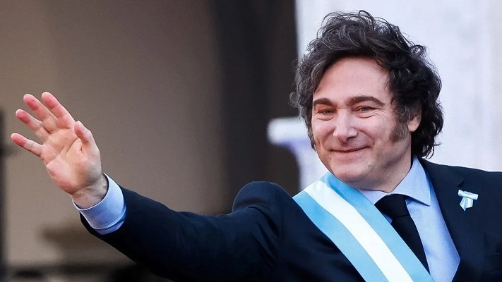 Javier Milei viajaría al Vaticano en junio