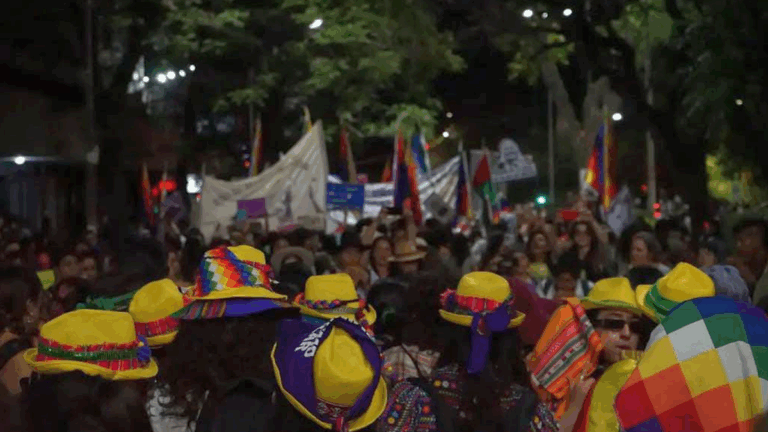 Zomo Warmis Sikuris: el viento sur de la resistencia feminista