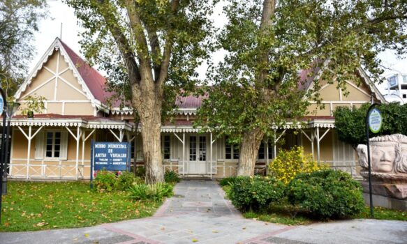 El Museo de Artes Visuales celebra sus 26 años con arte, charla y música