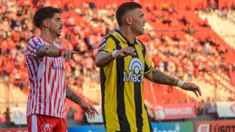 Deportivo Madryn cayó ante Los Andes y sigue fuera de los puestos de clasificación
