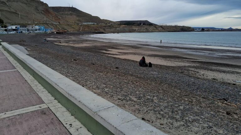 Se esperan lluvias intermitentes y viento moderado