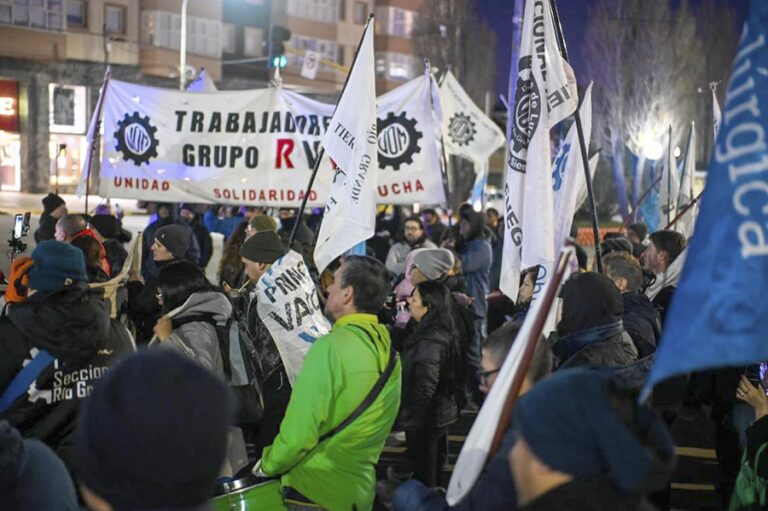 La UOM comenzó con un paro por tiempo indeterminado