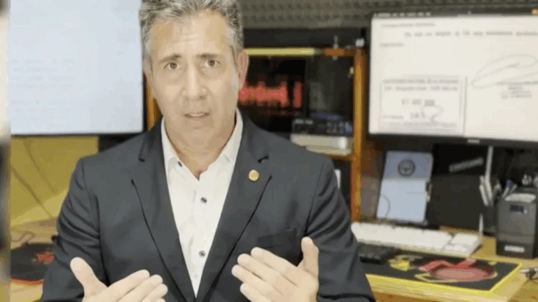 «Sos inteligente, tenés tetas pero pensás como un hombre»