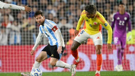 Eliminatorias 2026: con uno menos, Argentina empata con Colombia 1 a 1