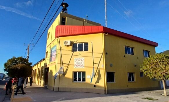 Bomberos voluntarios de Rawson celebran sus 54 años de vida