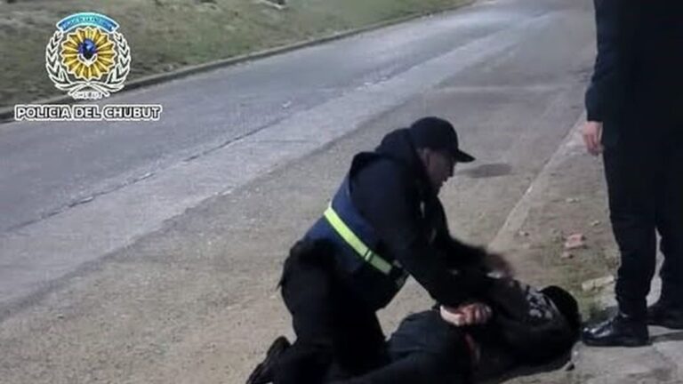 Entró a una farmacia, robó un perfume y terminó preso