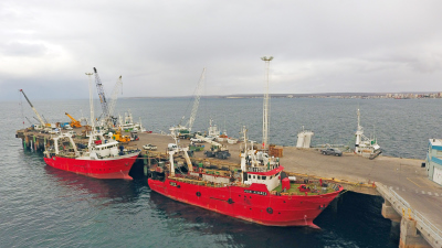 Torres pidió compromiso de todas las partes para resolver el conflicto pesquero