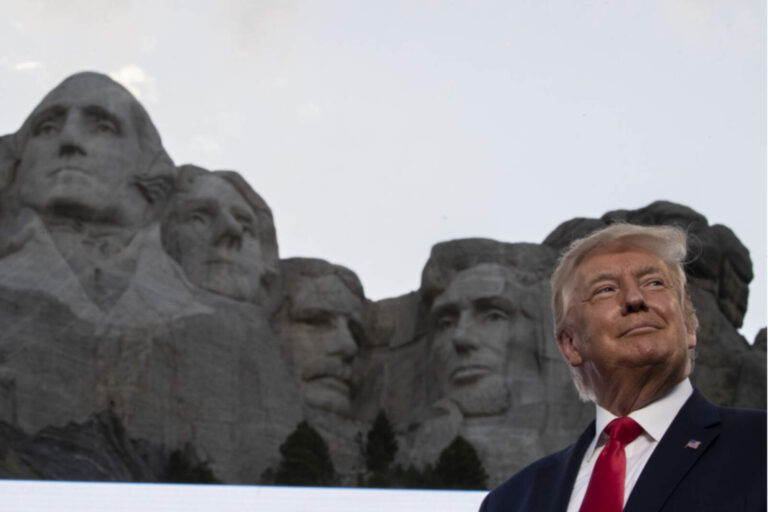 Un congresista republicano quiere poner a Donald Trump en el Monte Rushmore