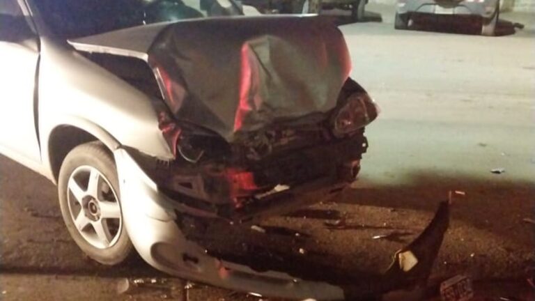 Dijo que chocó por discutir con su pareja