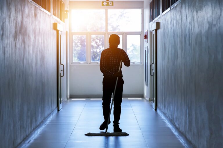 Servicio doméstico: este es el sueldo de los caseros en julio 2025