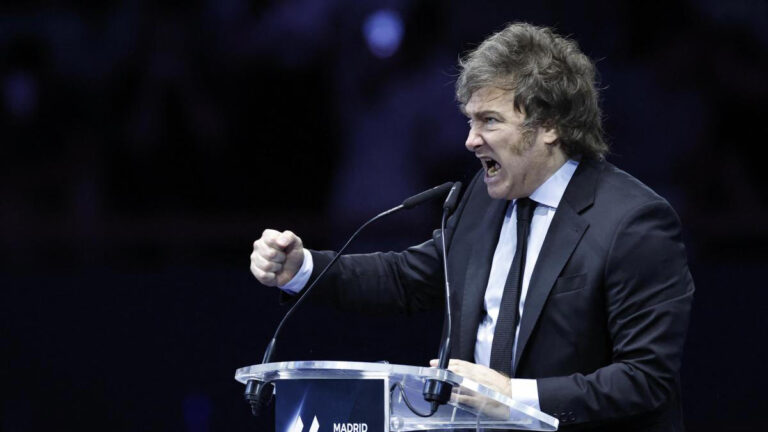 Opiniones sobre el fin del mundo. El momento centrífugo de la política libertaria