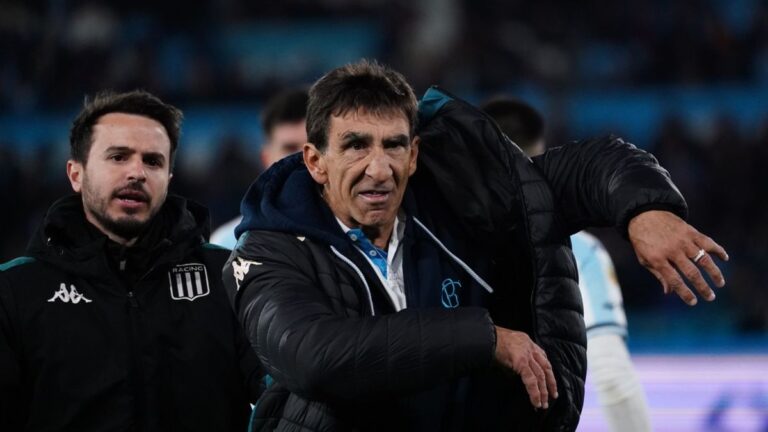 Los 11 de Gustavo Costas para la «final» con Peñarol por la Copa Libertadores