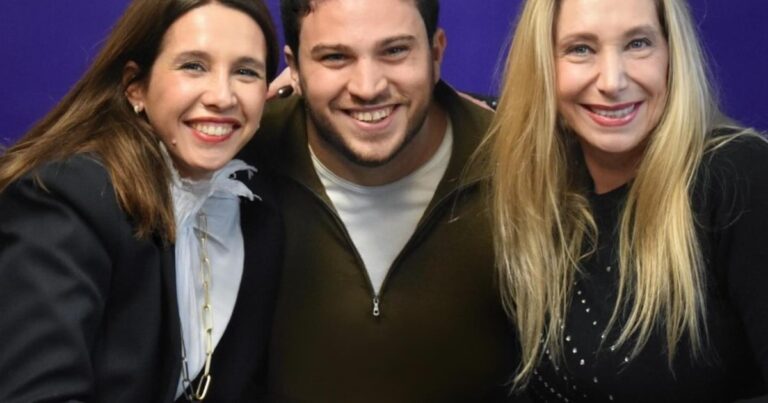 Es falso que Karina Milei está usando un reloj Rolex de US$ 35 mil en esta foto