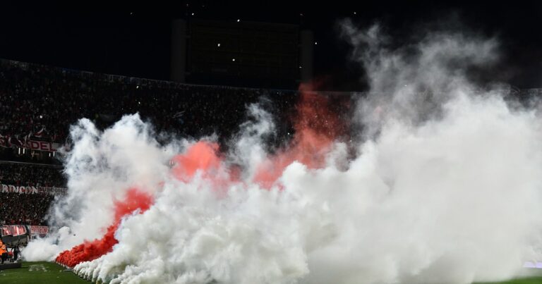 River vs Libertad 21/08 por Libertadores: Hincha Tour con entrada al Monumental, traslado, catering y Museo River