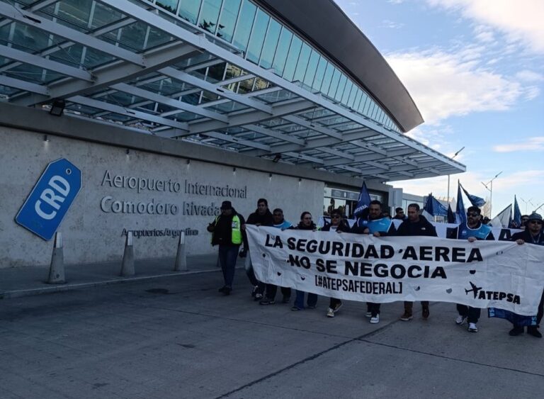Paro de controladores aéreos: cronograma de las medidas de fuerza que afectarán a los vuelos
