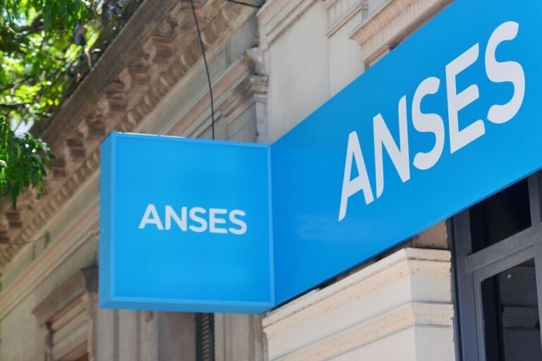 Cuándo cobro ANSES? Jubilados, AUH y los demás pagos este martes 26 de agosto