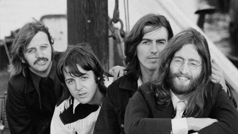 Disney+ confirmó la fecha de estreno de la serie documental «The Beatles Antología»