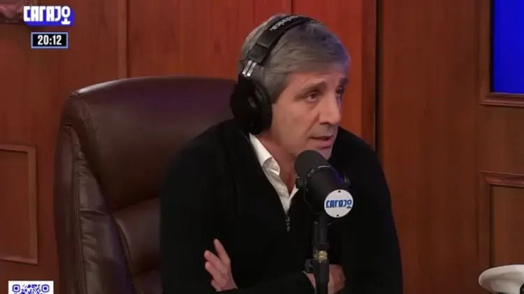Caputo arremete contra el Congreso