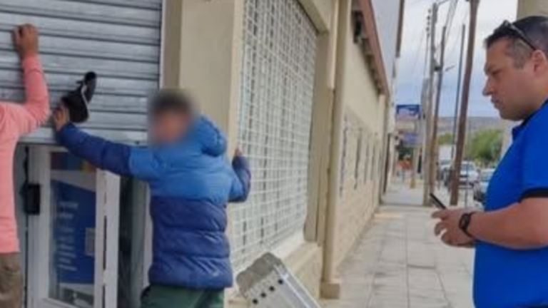 Dos detenidos por el robo de una escalera en una vivienda