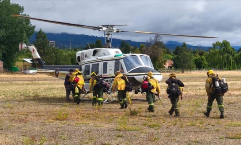 El incendio en el lago Menéndez aún no está extinguido y ya arrasó unas 340 hectáreas