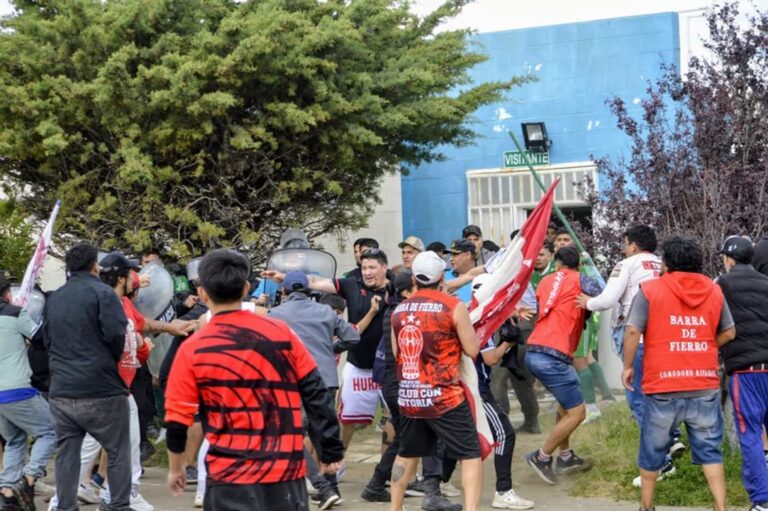 El Tribunal de Disciplina sancionó con dureza a Huracán tras los incidentes en la final: suspensión del presidente