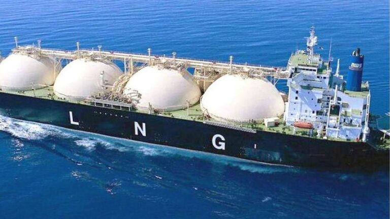 Las exportaciones globales de GNL registraron en 2025 su mayor crecimiento en tres años