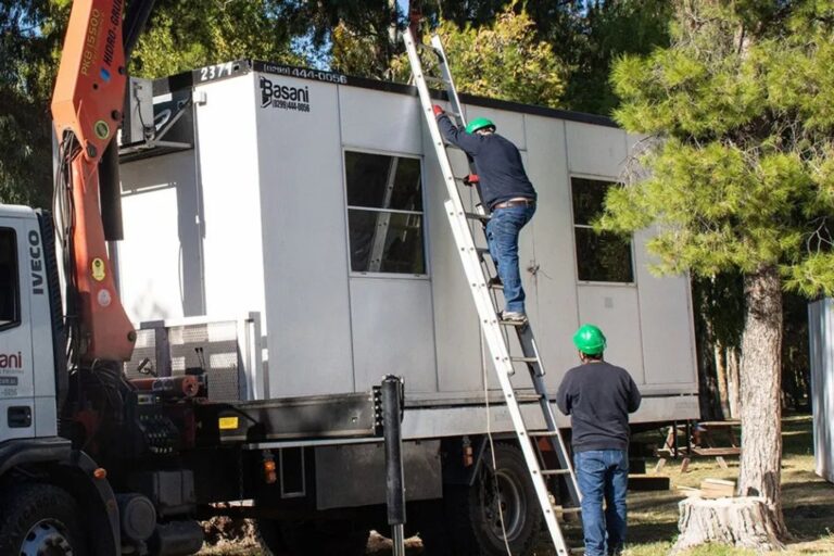 Educación: retiraron 25 tráileres de una escuela primaria de Chos Malal