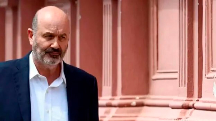 El Gobierno suspendió contrataciones del sector público, con excepciones