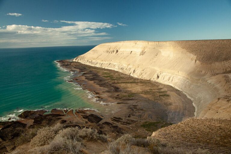Punta Marqués cumple 40 años y lo festeja con visitas guiadas, trekking y un gran corte de torta