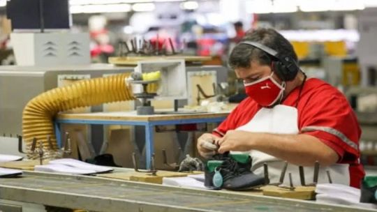 Crece el rechazo social a la ley de Reforma laboral de Javier Milei