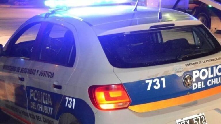 Una joven denunció que un hombre la tenía encerrada y atada en una casa de Comodoro