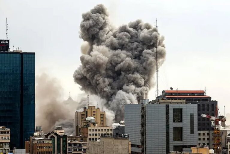 Bombas racimo: cómo funcionan y por qué son cada vez más utilizadas en la guerra de Medio Oriente